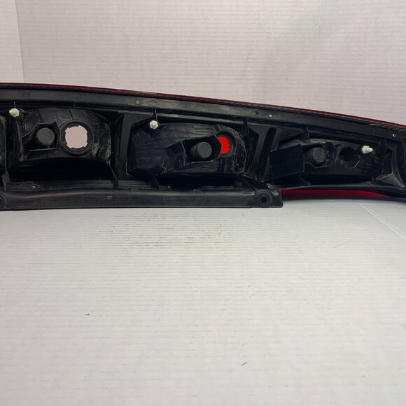 2005 NISSAN X-TRAIL Passenger Side Right Rear Tail Light OEM Original Equipment - Picture 4 of 9